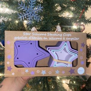 NWT Star Silicone Stacking Cups Purple Set